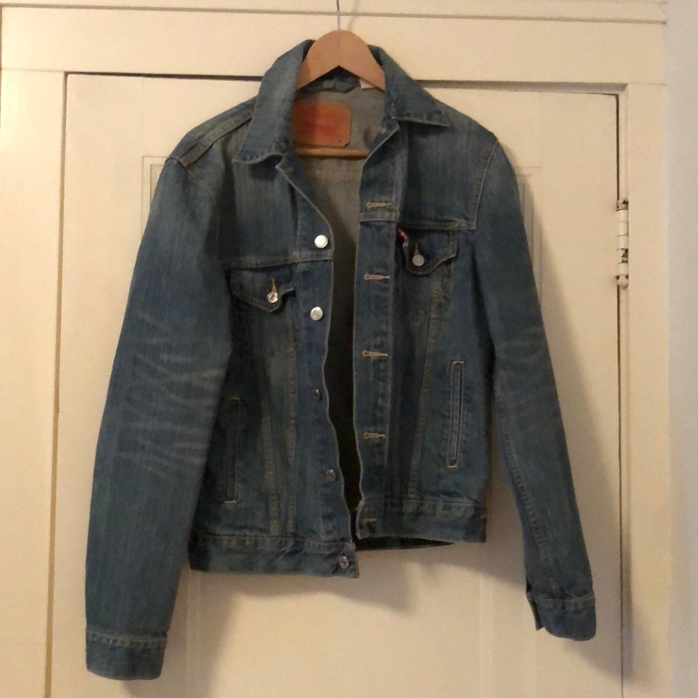 Levi’s Men’s Jean Jacket In Midwash